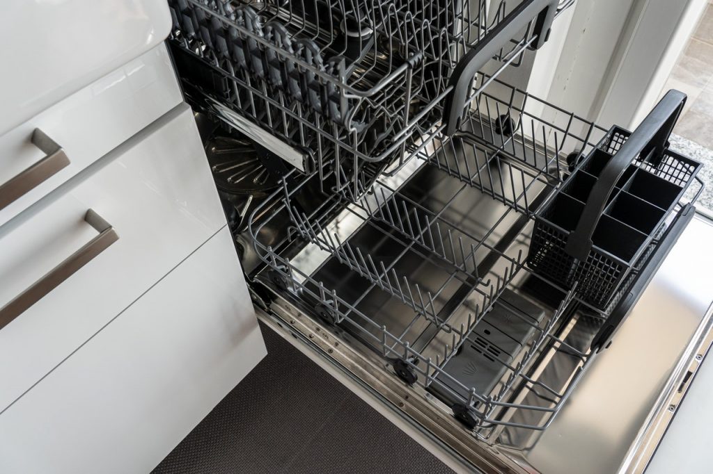 3 common dishwasher problems and to fix them